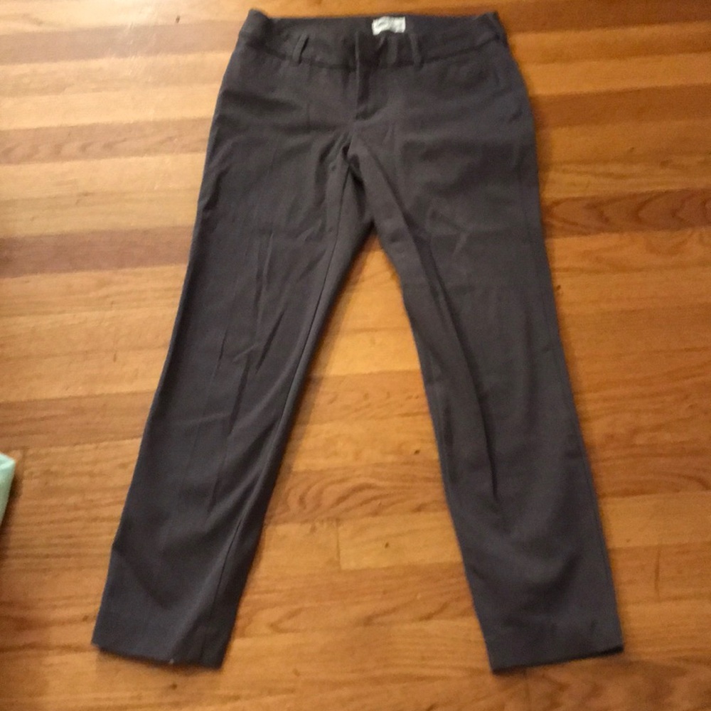 Size 4 Old Navy Skinny Stretch Trousers